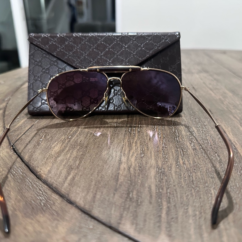 Authentic Gucci Gold Aviator Sunglasses with Purple Lenses - Picture 4 of 5